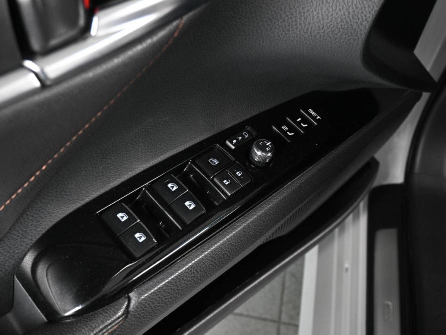 Toyota Camry VIII (XV70) Ростов-на-Дону  - изображение 19