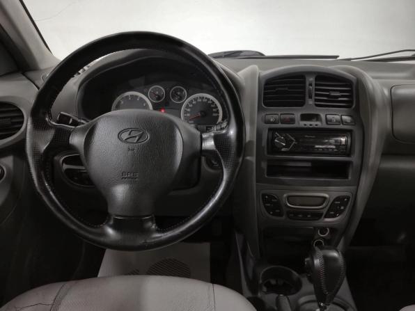 Hyundai Santa Fe Classic с пробегом 2008 года, цена 670 000 рублей, 198265 км, внедорожник, Автокод Объявления