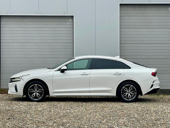 Kia K5 III с пробегом 2021 года, цена 2 450 000 рублей, 68800 км, седан, Автокод Объявления