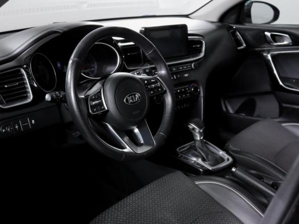 Kia Ceed III с пробегом 2019 года, цена 1 690 000 рублей, 150000 км, универсал, Автокод Объявления