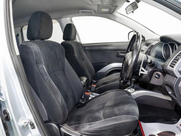 Mitsubishi Outlander II Рестайлинг с пробегом 2010 года, цена 1 240 000 рублей, 214244 км, внедорожник, Автокод Объявления