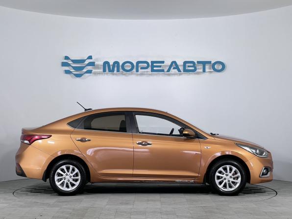Hyundai Solaris II с пробегом 2017 года, цена 1 200 000 рублей, 119069 км, седан, Автокод Объявления