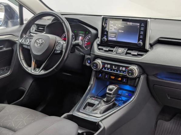 Toyota RAV4 V (XA50) с пробегом 2021 года, цена 2 750 000 рублей, 132113 км, внедорожник, Автокод Объявления