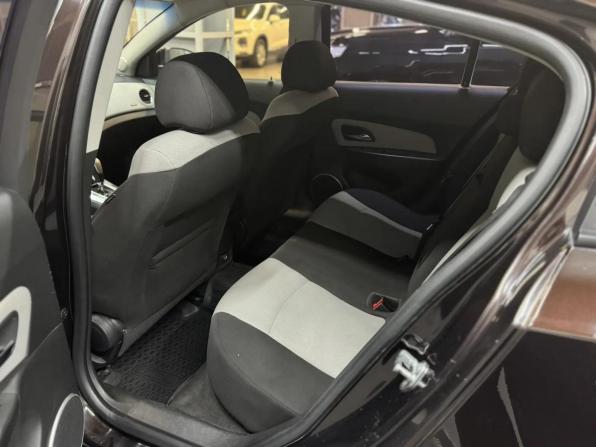 Chevrolet Cruze I Рестайлинг с пробегом 2013 года, цена 697 000 рублей, 190000 км, хэтчбек, Автокод Объявления