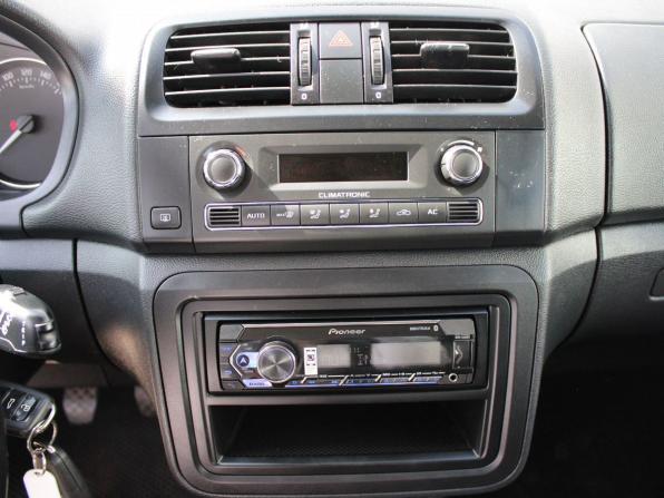 Skoda Fabia II Рестайлинг с пробегом 2011 года, цена 579 000 рублей, 148595 км, хэтчбек, Автокод Объявления
