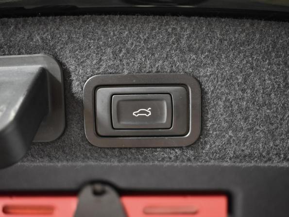 Audi A6 IV (C7) с пробегом 2014 года, цена 1 554 900 рублей, 199735 км, седан, Автокод Объявления
