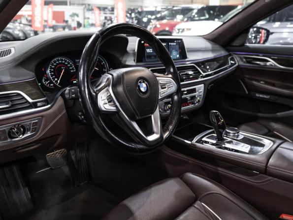 BMW 7 серии VI (G11/G12) с пробегом 2017 года, цена 3 699 700 рублей, 143366 км, седан, Автокод Объявления