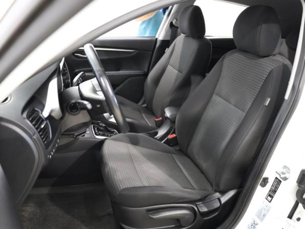 Kia Rio IV Рестайлинг с пробегом 2020 года, цена 1 679 000 рублей, 106757 км, хэтчбек, Автокод Объявления