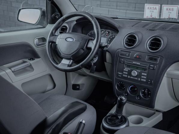 Ford Fusion I Рестайлинг с пробегом 2007 года, цена 250 000 рублей, 247000 км, хэтчбек, Автокод Объявления