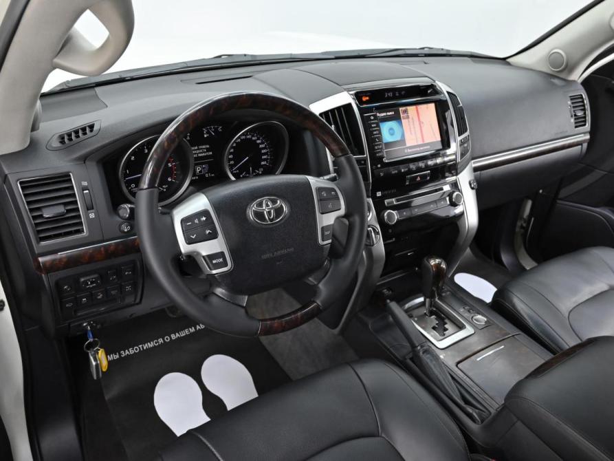 Toyota Land Cruiser 200 Series Рестайлинг 1 Москва  - изображение 6