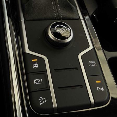 Kia Sorento IV с пробегом 2022 года, цена 4 100 000 рублей, 53551 км, внедорожник, Автокод Объявления