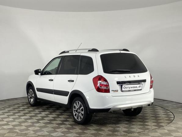 Lada (ВАЗ) Granta I Рестайлинг с пробегом 2023 года, цена 890 000 рублей, 41803 км, универсал, Автокод Объявления