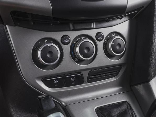 Ford Focus III с пробегом 2012 года, цена 899 000 рублей, 172779 км, седан, Автокод Объявления