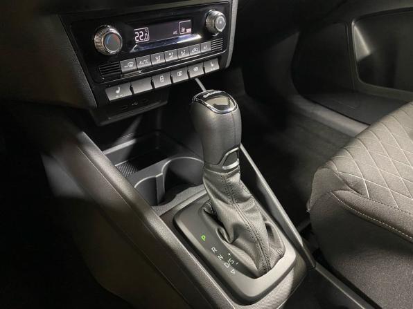 Skoda Rapid II с пробегом 2021 года, цена 1 857 000 рублей, 57725 км, лифтбек, Автокод Объявления
