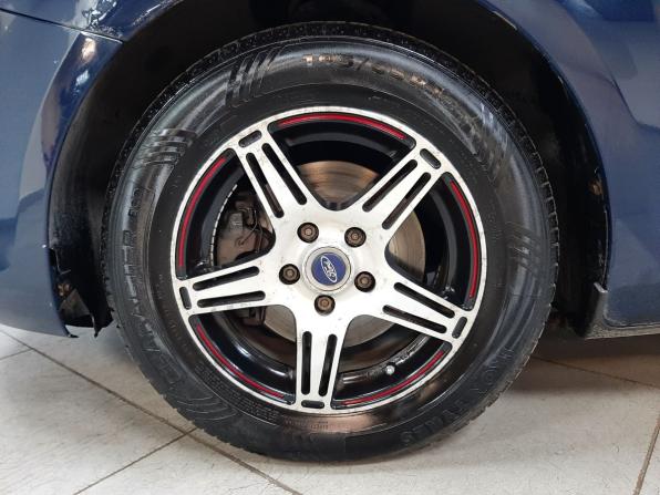 Ford Focus II Рестайлинг с пробегом 2010 года, цена 610 000 рублей, 176798 км, хэтчбек, Автокод Объявления
