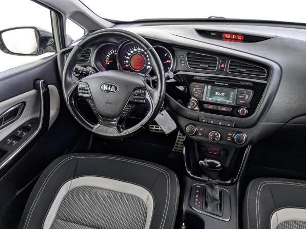 Kia Ceed II с пробегом 2014 года, цена 1 200 000 рублей, 138142 км, хэтчбек, Автокод Объявления
