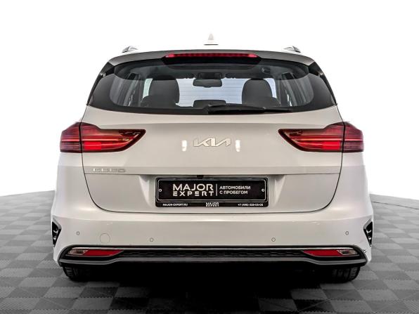 Kia Ceed III Рестайлинг с пробегом 2021 года, цена 2 100 000 рублей, 80578 км, универсал, Автокод Объявления
