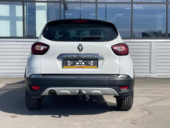 Renault Kaptur I с пробегом 2017 года, цена 1 255 000 рублей, 182600 км, внедорожник, Автокод Объявления