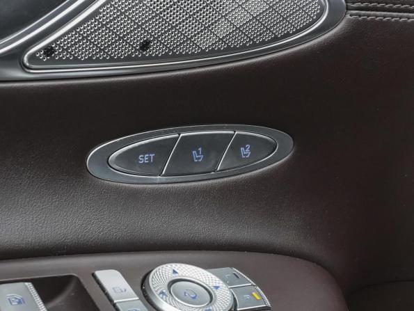 Genesis GV70 I с пробегом 2021 года, цена 4 390 000 рублей, 97845 км, внедорожник, Автокод Объявления