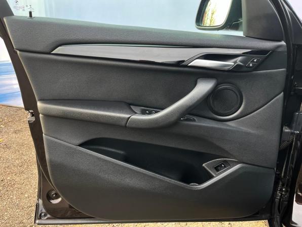 BMW X1 II (F48) Рестайлинг с пробегом 2021 года, цена 3 450 000 рублей, 63665 км, внедорожник, Автокод Объявления