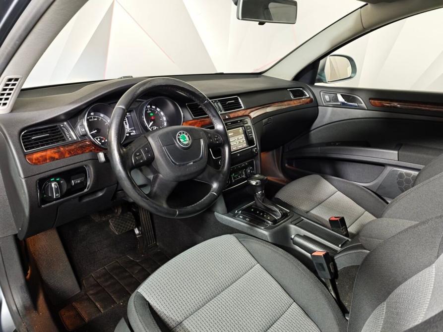 Skoda Superb II Москва  - изображение 17