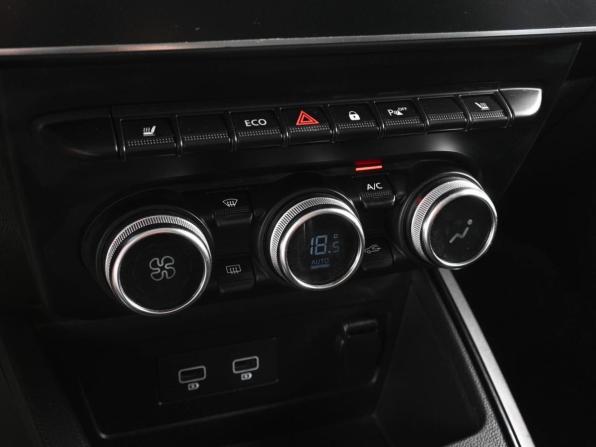 Renault Duster II с пробегом 2021 года, цена 1 675 000 рублей, 143474 км, внедорожник, Автокод Объявления