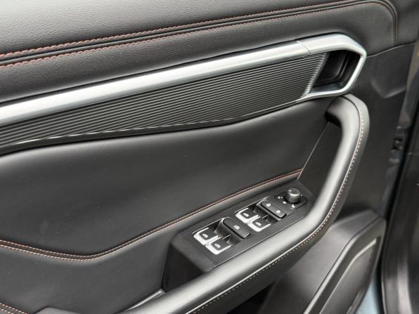 Geely Okavango I Рестайлинг с пробегом 2024 года, цена 2 899 000 рублей, 15000 км, внедорожник, Автокод Объявления