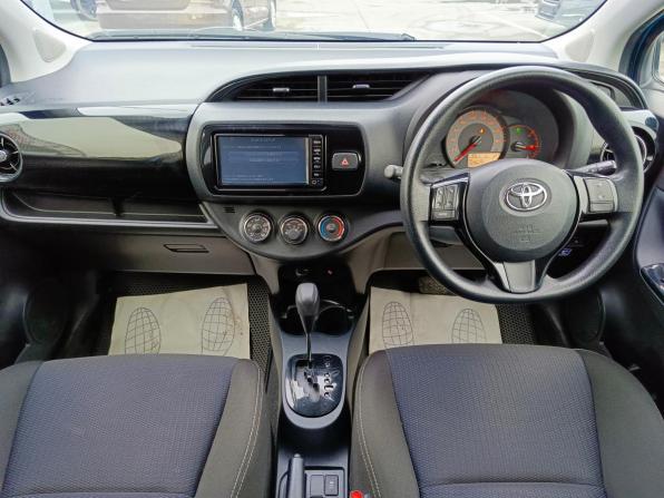 Toyota Vitz III (XP130) Рестайлинг 2 с пробегом 2018 года, цена 1 200 000 рублей, 129623 км, хэтчбек, Автокод Объявления