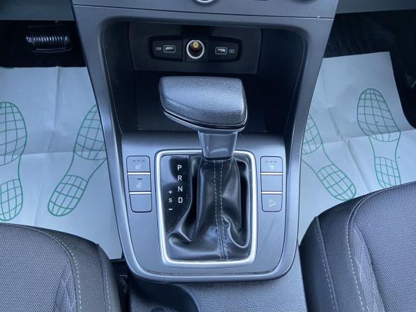 Hyundai Creta II с пробегом 2022 года, цена 2 120 000 рублей, 76600 км, внедорожник, Автокод Объявления