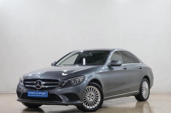 Mercedes-Benz C-Класс IV (W205) Рестайлинг с пробегом 2019 года, цена 3 659 000 рублей, 136000 км, седан, Автокод Объявления