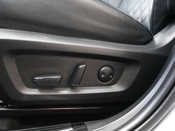 Mitsubishi Outlander IV с пробегом 2022 года, цена 4 249 900 рублей, 45125 км, внедорожник, Автокод Объявления