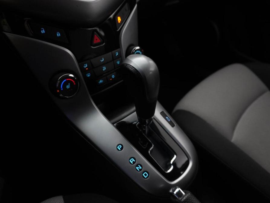 Chevrolet Cruze I Москва  - изображение 16