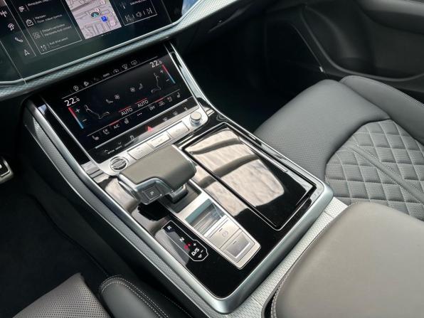 Audi Q7 II (4M) Рестайлинг 2 с пробегом 2024 года, цена 12 999 000 рублей, 10 км, внедорожник, Автокод Объявления