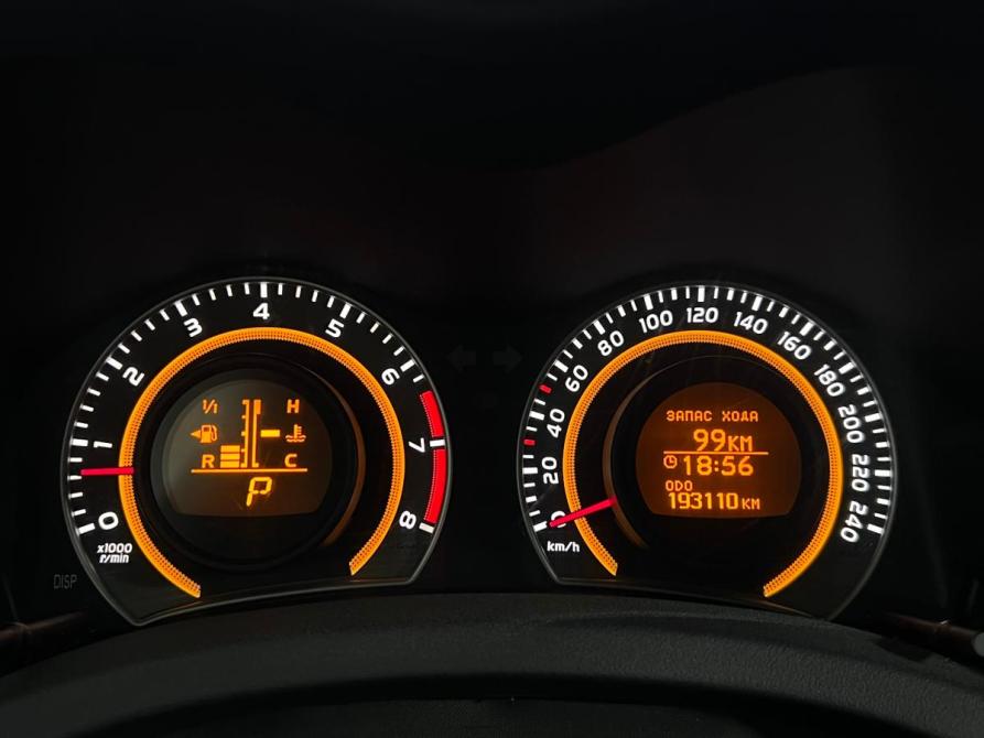 Toyota Auris I Рестайлинг Ростов-на-Дону  - изображение 12