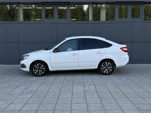 Lada (ВАЗ) Granta I Рестайлинг с пробегом 2020 года, цена 539 000 рублей, 114500 км, хэтчбек, Автокод Объявления
