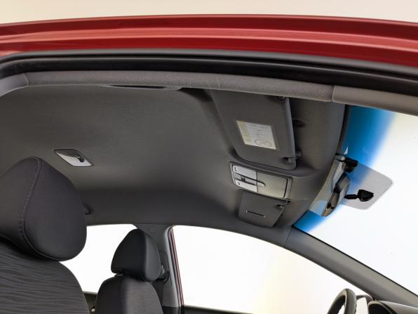 Hyundai Solaris I Рестайлинг с пробегом 2016 года, цена 1 295 000 рублей, 76207 км, седан, Автокод Объявления
