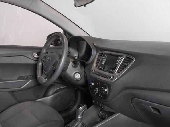 Hyundai Solaris II Рестайлинг с пробегом 2021 года, цена 1 732 658 рублей, 72677 км, седан, Автокод Объявления