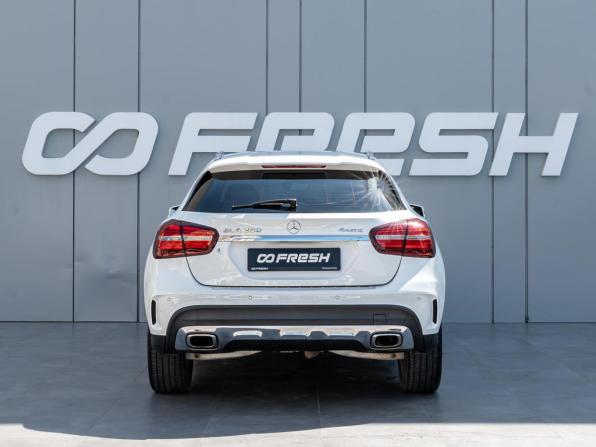 Mercedes-Benz GLA I (X156) Рестайлинг с пробегом 2018 года, цена 2 650 000 рублей, 80490 км, внедорожник, Автокод Объявления
