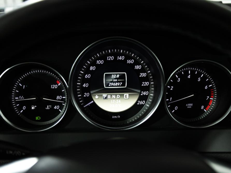 Mercedes-Benz C-Класс III (W204) Рестайлинг Санкт-Петербург  - изображение 12