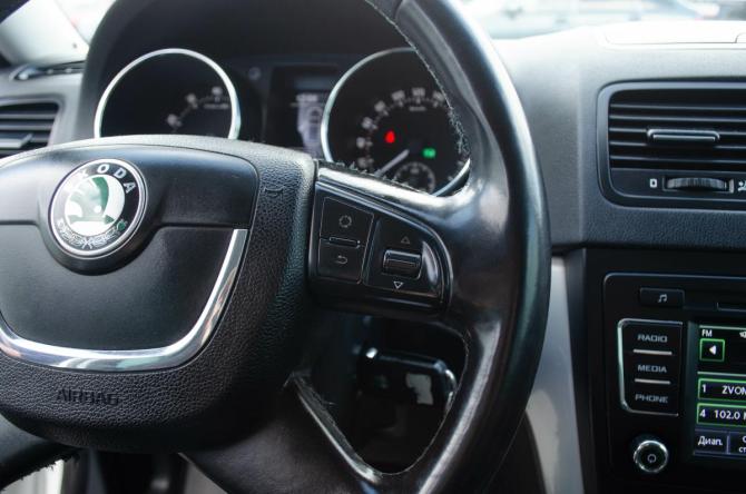 Skoda Yeti I с пробегом 2013 года, цена 1 162 000 рублей, 103000 км, внедорожник, Автокод Объявления