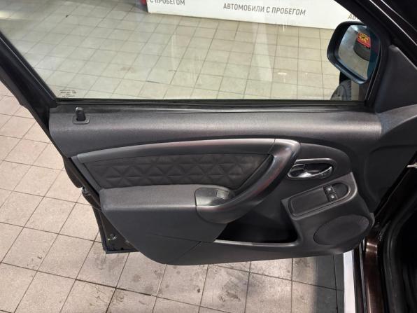 Renault Duster I Рестайлинг с пробегом 2015 года, цена 1 119 000 рублей, 93000 км, внедорожник, Автокод Объявления