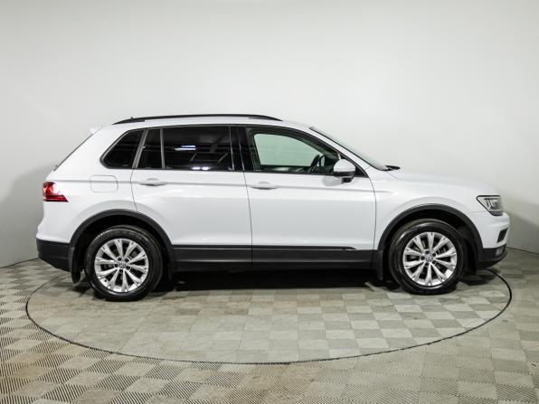 Volkswagen Tiguan II с пробегом 2019 года, цена 2 049 700 рублей, 128583 км, внедорожник, Автокод Объявления