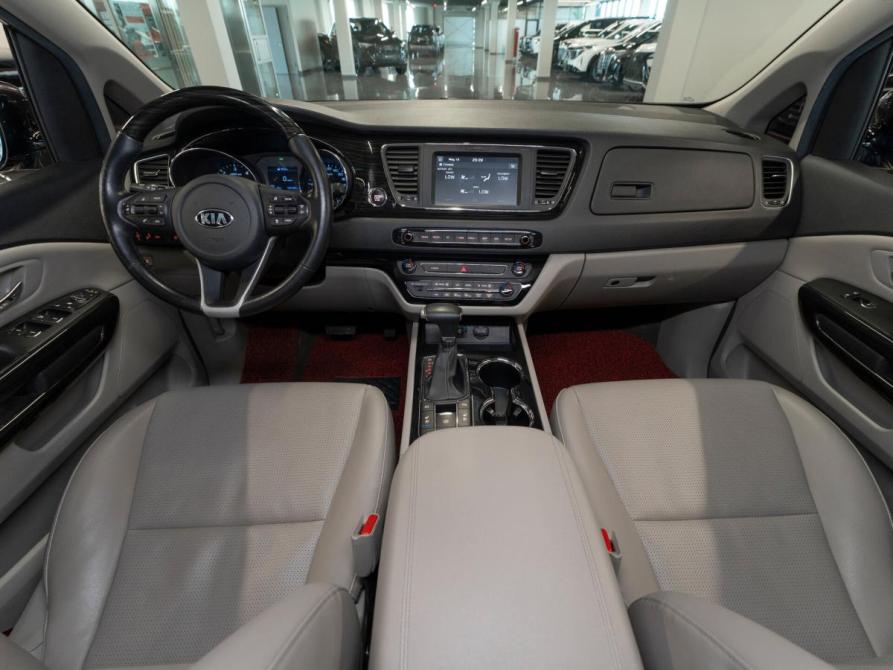 Kia Carnival III Москва  - изображение 8