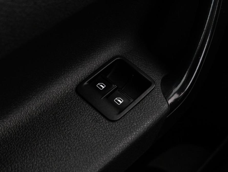 Volkswagen Caddy III Рестайлинг Санкт-Петербург  - изображение 22
