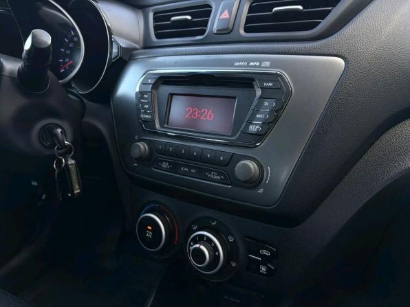 Kia Rio III с пробегом 2013 года, цена 899 000 рублей, 164000 км, хэтчбек, Автокод Объявления