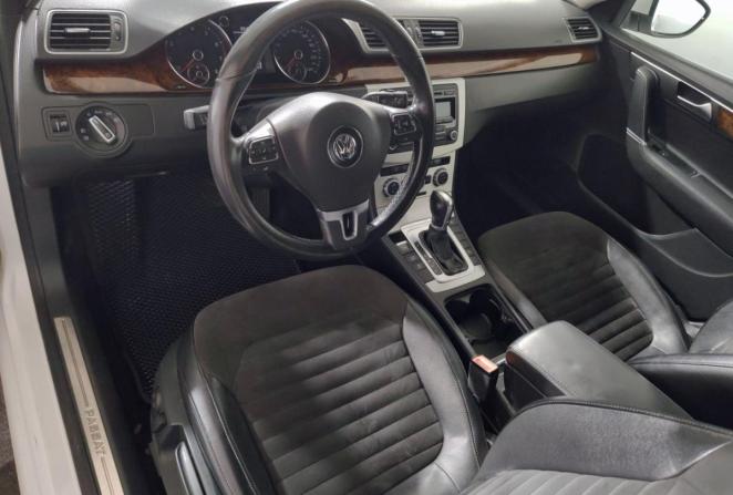 Volkswagen Passat B7 с пробегом 2012 года, цена 1 090 000 рублей, 223073 км, седан, Автокод Объявления
