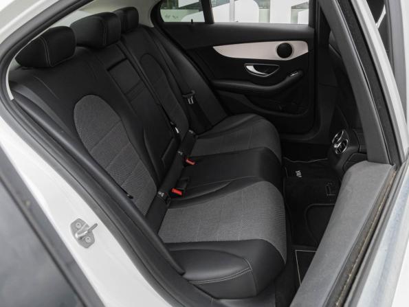 Mercedes-Benz C-Класс IV (W205) с пробегом 2016 года, цена 2 154 000 рублей, 32462 км, седан, Автокод Объявления