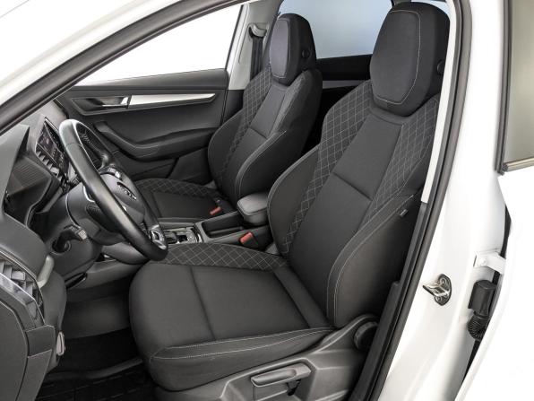 Skoda Karoq I с пробегом 2022 года, цена 2 850 000 рублей, 51733 км, внедорожник, Автокод Объявления