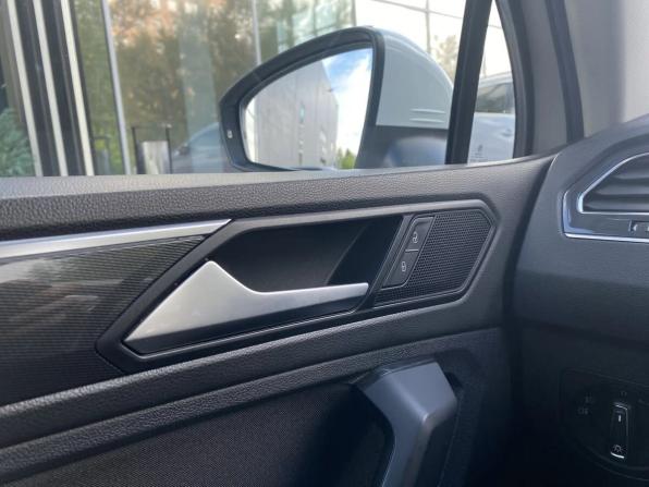 Volkswagen Tiguan II с пробегом 2020 года, цена 3 199 000 рублей, 121524 км, внедорожник, Автокод Объявления