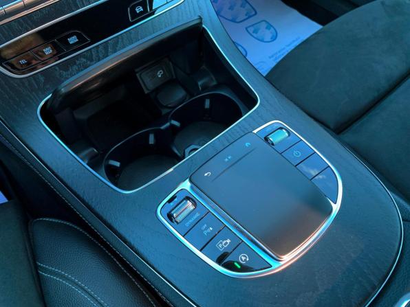 Mercedes-Benz E-Класс V (W213 S213 C238) Рестайлинг с пробегом 2021 года, цена 4 300 000 рублей, 80022 км, седан, Автокод Объявления